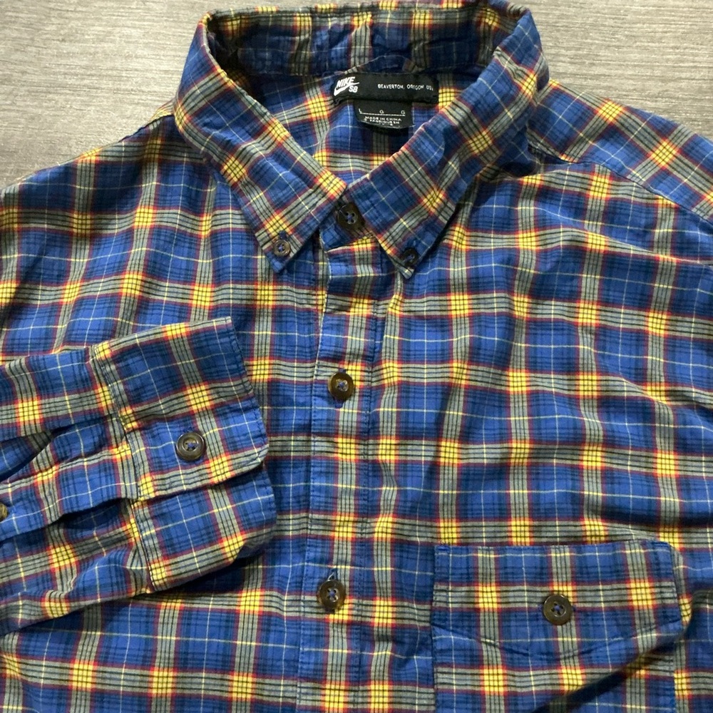 Nike SB Buttton Down Shirt Mens Blue Plaid Long Sleeve Skate Flannel Size Large